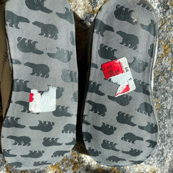 Sorel gray slipper size 8 in great pre-owned condition - Picture 2 of 7